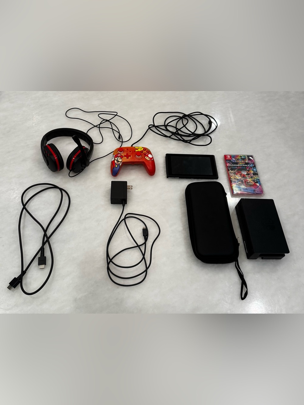 Nintendo Switch Bundle + Mario Kart 8 + 400GB SD + Accessories